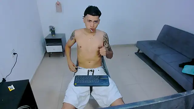 Br4ndxpimm online show from June 12, 2026, 4:16 pm