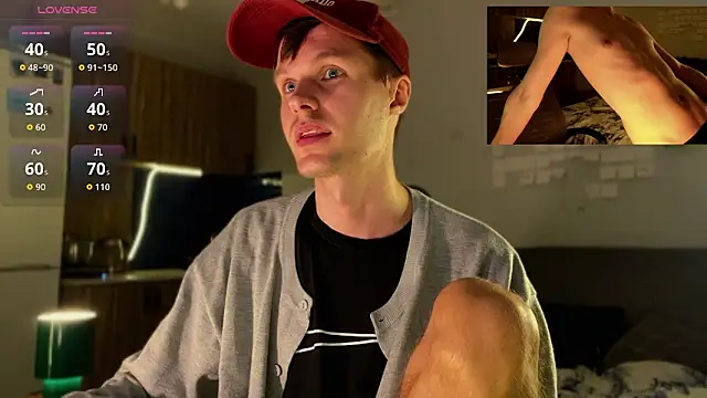 Leonnextdoor online show from April 8, 2026, 5:47 pm