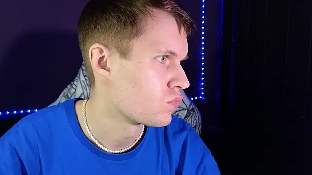 Leonnextdoor online show from January 28, 2025, 11:38 am