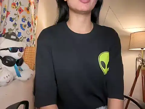 roseofvenom online show from March 15, 2025, 5:59 pm