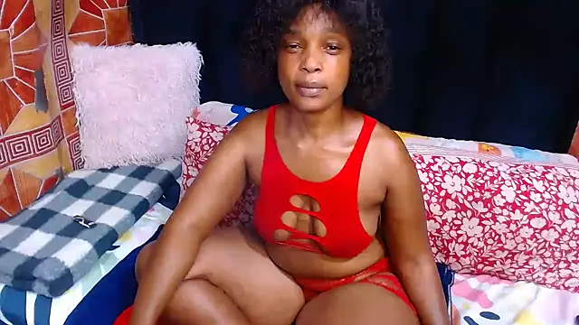 Snapshot of Thickbootykim chatting on August 3, 2026, 2:23 pm Thickbootykim online show from August 3, 2026, 2:23 pm