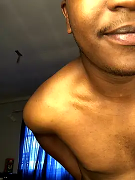 Redfucks333 online show from September 28, 2025, 9:05 am