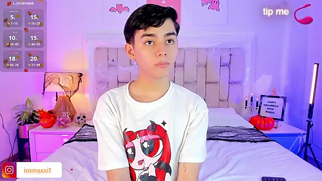 Maxi little online show from October 10, 2025, 9:15 pm