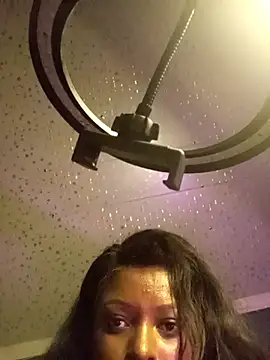 Snapshot of nia_brownn chatting on November 3, 2025, 3:12 am nia brownn online show from November 3, 2025, 3:12 am