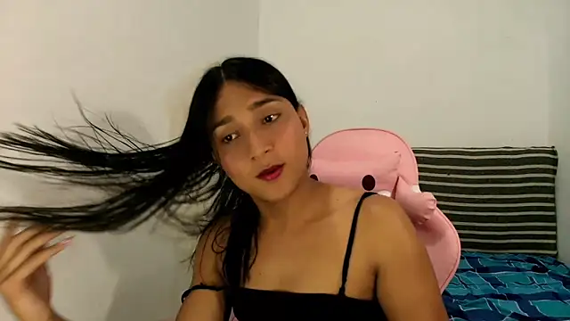 Snapshot of Miss_noah18 chatting on February 22, 2026, 8:21 pm Miss noah18 online show from February 22, 2026, 8:21 pm