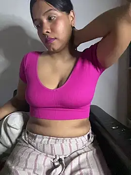 Ninabrunette18 online show from June 28, 2026, 10:43 am