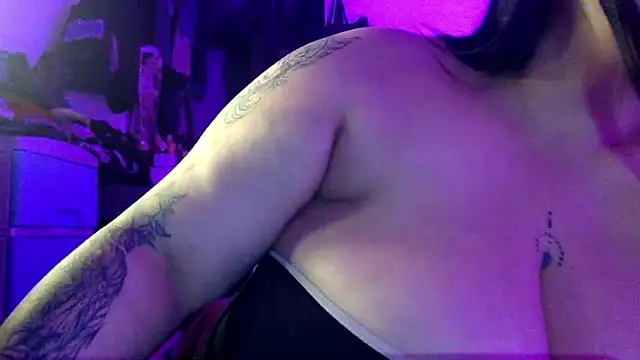 violeta candyy  online show from January 17, 2026, 10:19 am