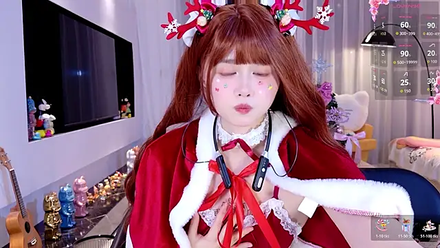 Snapshot of Alien1227 chatting on December 22, 2025, 1:11 pm Alien1227 online show from December 22, 2025, 1:11 pm