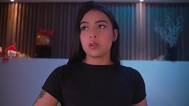 Camila dupont online show from February 17, 2026, 3:37 am