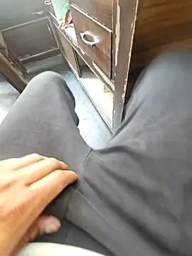 Snapshot of pyasevickybabu563 chatting on March 6, 2025, 4:41 am pyasevickybabu563 online show from March 6, 2025, 4:41 am