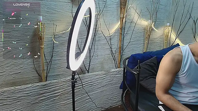 MarcoVitto online show from November 29, 2025, 3:45 pm