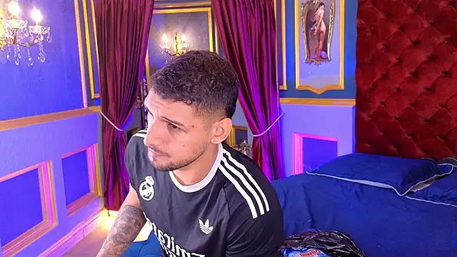 MarcoVitto online show from September 12, 2025, 3:28 am