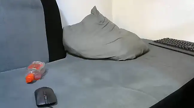 Vixen-Vee online show from January 2, 2025, 7:18 pm