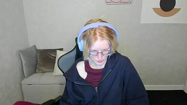 ElizabethHarpper online show from September 24, 2025, 1:13 am