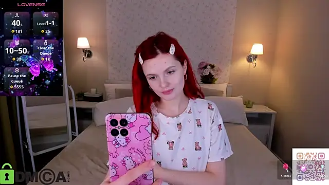 Snapshot of CharlotteMitchell chatting on March 5, 2026, 9:50 am CharlotteMitchell online show from March 5, 2026, 9:50 am