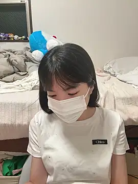 RIRI Chan  online show from June 26, 2026, 12:00 pm