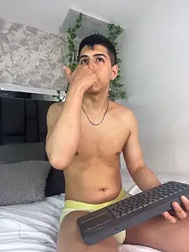 Angel Khouri online show from September 15, 2025, 3:40 am