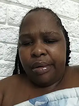 SexyLadyBoosxx online show from August 5, 2026, 3:00 am