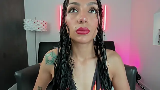 Snapshot of miss___evangeline chatting on May 23, 2026, 2:32 am miss evangeline online show from May 23, 2026, 2:32 am
