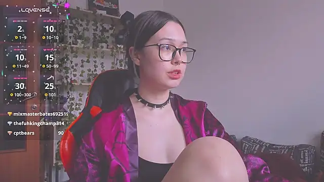 kittenrisha online show from March 15, 2025, 9:30 am