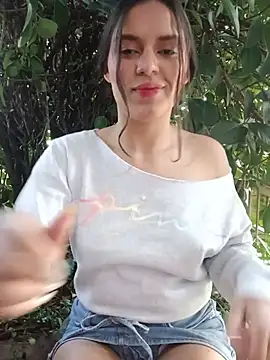 Danni shy online show from August 2, 2026, 8:17 pm