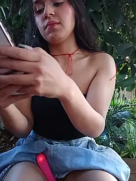 Danni shy online show from July 28, 2026, 8:52 pm