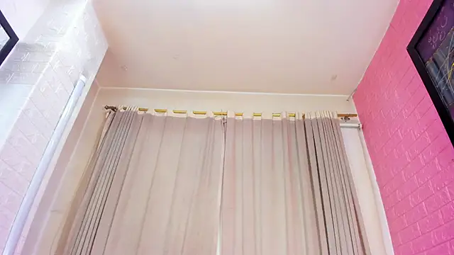 alanna love01 online show from February 7, 2025, 9:16 am