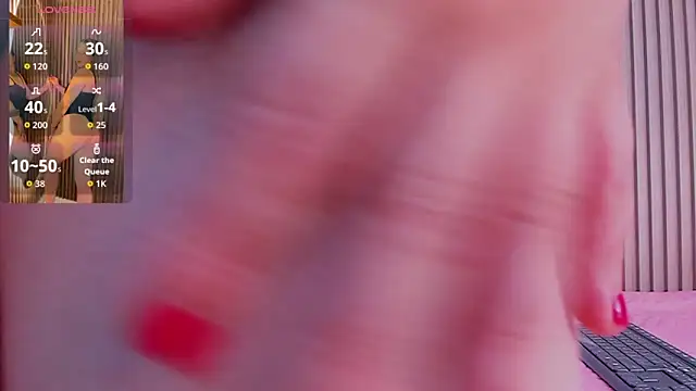 Annie kurt  online show from October 18, 2025, 8:22 pm