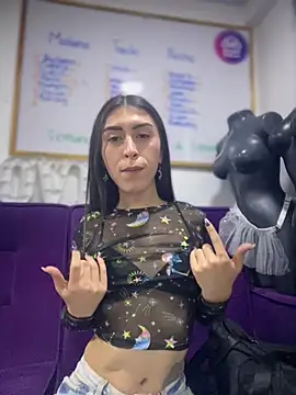 Snapshot of Sara_Davina chatting on March 2, 2026, 1:28 am Sara Davina online show from March 2, 2026, 1:28 am