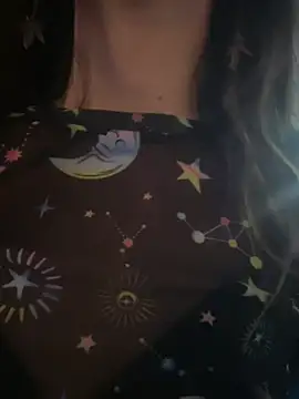 Sara Davina online show from June 24, 2026, 4:11 am