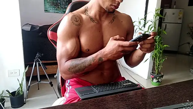 Adam Valenciia online show from June 1, 2026, 1:22 pm