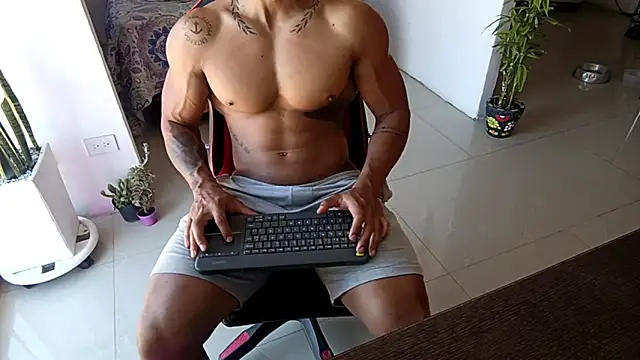 Adam Valenciia online show from December 15, 2025, 2:34 pm