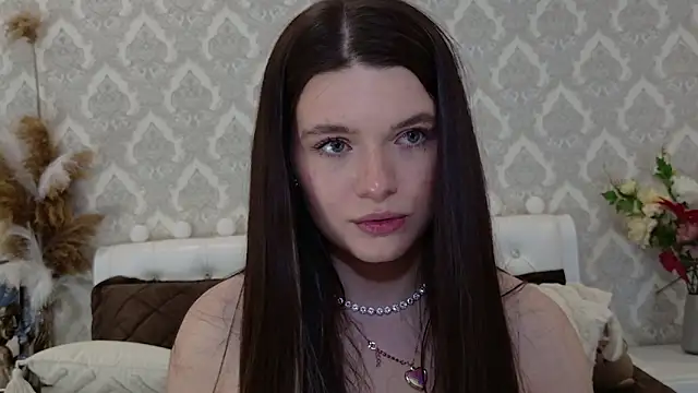 Nellie Medina online show from March 2, 2025, 10:34 pm