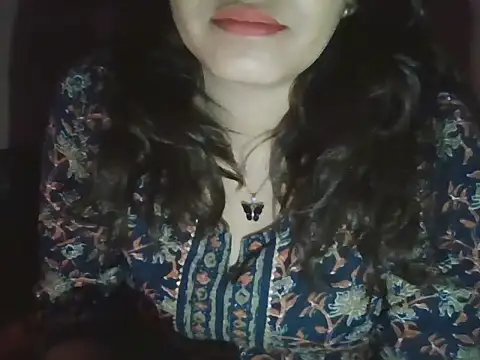 Hot-shanvi online show from December 21, 2025, 3:03 pm