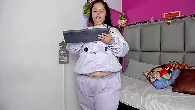 KRYSSTARITTER4 online show from December 22, 2025, 2:22 am