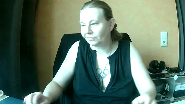 Sweet Phoenix online show from January 14, 2025, 9:56 am