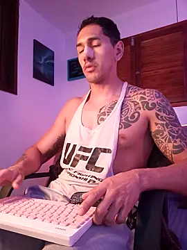 Joylopez fit online show from February 16, 2026, 11:42 am