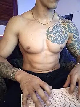Joylopez fit online show from June 11, 2026, 2:58 pm
