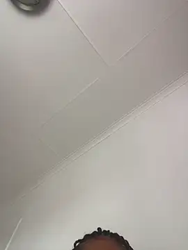 Thando04 online show from February 14, 2026, 12:05 pm