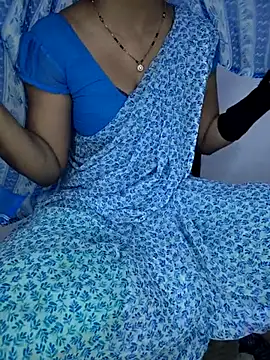 lovelygirl4567 online show from July 18, 2026, 2:36 pm