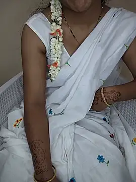 lovelygirl4567 online show from July 31, 2026, 4:48 pm