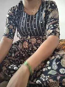 lovelygirl4567 online show from June 18, 2026, 5:28 am
