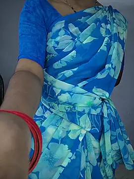 lovelygirl4567 online show from July 6, 2026, 3:35 am