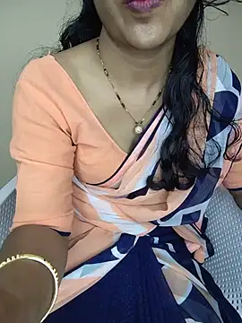 lovelygirl4567 online show from August 5, 2026, 4:06 am