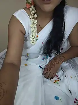 lovelygirl4567 online show from July 31, 2026, 4:45 am