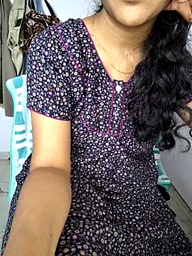 lovelygirl4567 online show from November 30, 2025, 6:25 am