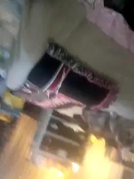 Snapshot of Cloudin_around chatting on October 11, 2025, 7:37 pm Cloudin around online show from October 11, 2025, 7:37 pm