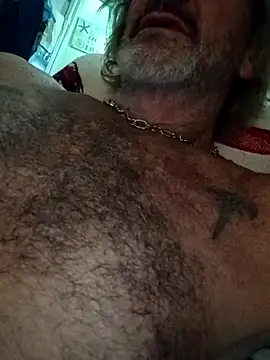 Snapshot of Cloudin_around chatting on January 16, 2026, 10:25 pm Cloudin around online show from January 16, 2026, 10:25 pm