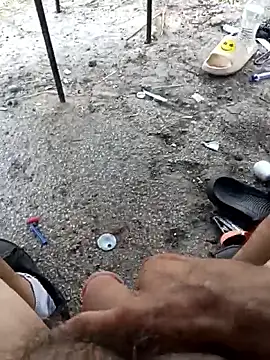 Snapshot of Cloudin_around chatting on September 17, 2025, 5:37 pm Cloudin around online show from September 17, 2025, 5:37 pm