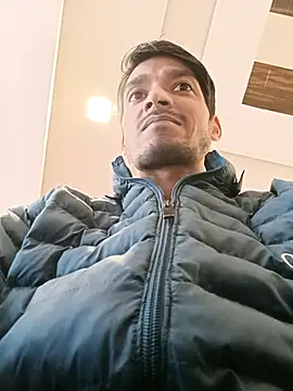 Tarun 0026 online show from December 3, 2025, 6:57 am